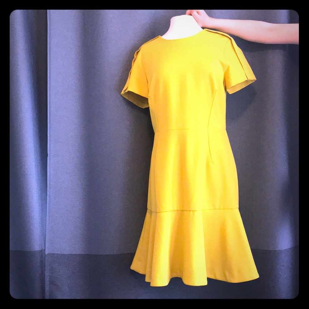 Banana Republic Size 14 yellow dress